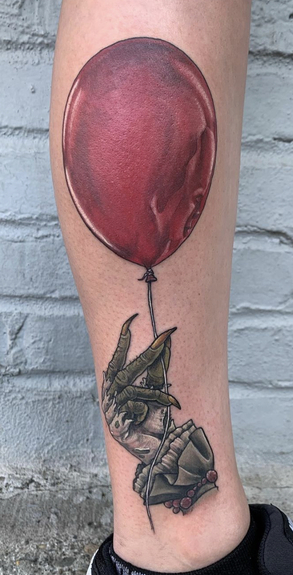 Tattoo my Brother did yesterday, Thought it would be appreciated here...  His talent amazes me more and more with every piece he does. : r/stephenking